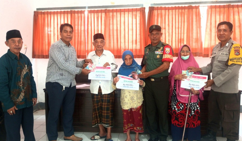 BLT Desa Kediri Tuntas 100%: 36 KPM Terima Sembilan Ratus Ribu Rupiah